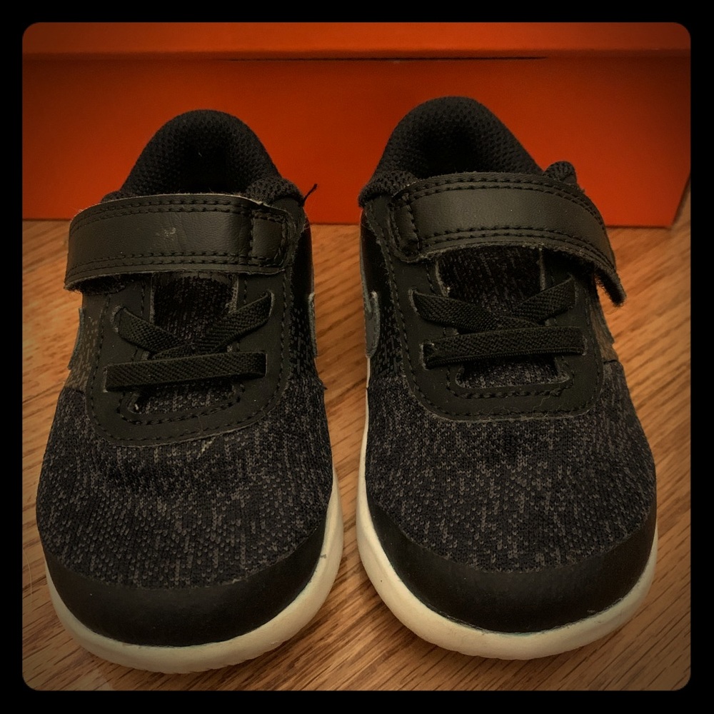 Nike Flex Contact toddler shoes